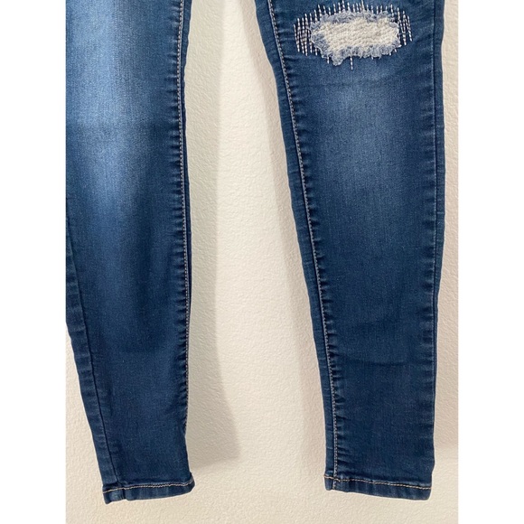 Mudd • Skinny Distressed Dark Blue Stretch Jeans - Picture 8 of 13